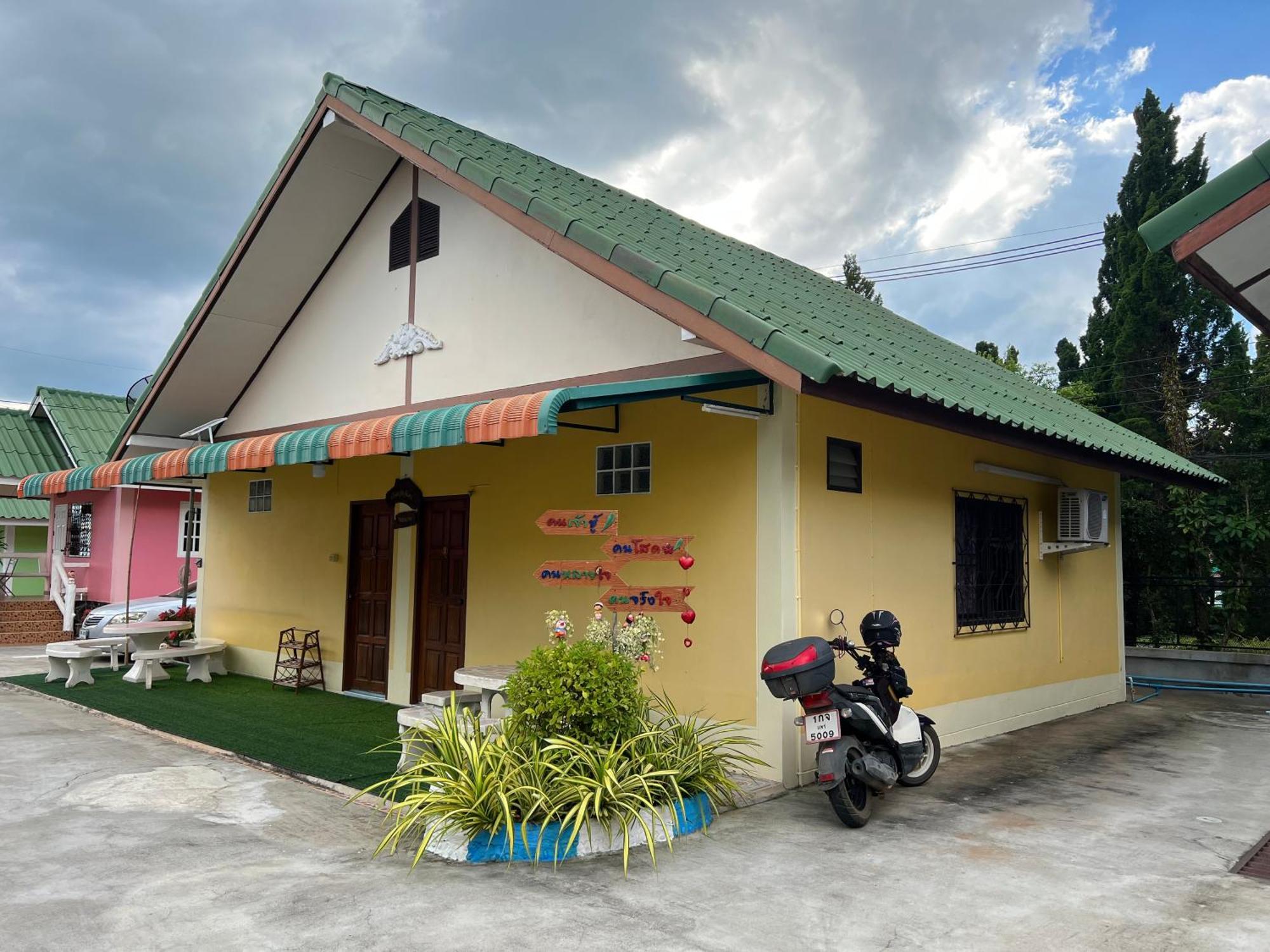 Hotel Tassana House Khao Kho Zewnętrze zdjęcie